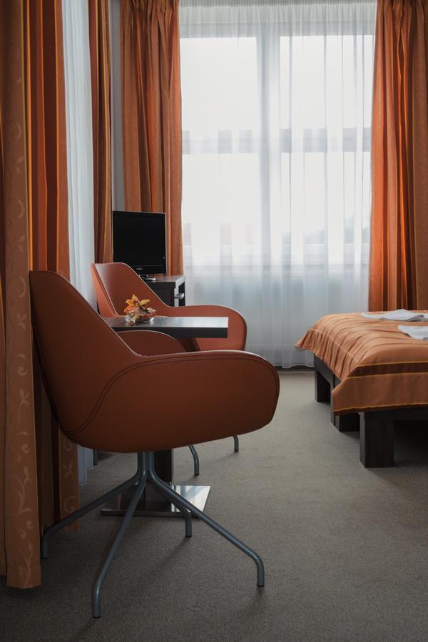 Sport-Relax Centrum Bors Club Breclav Bagian luar foto